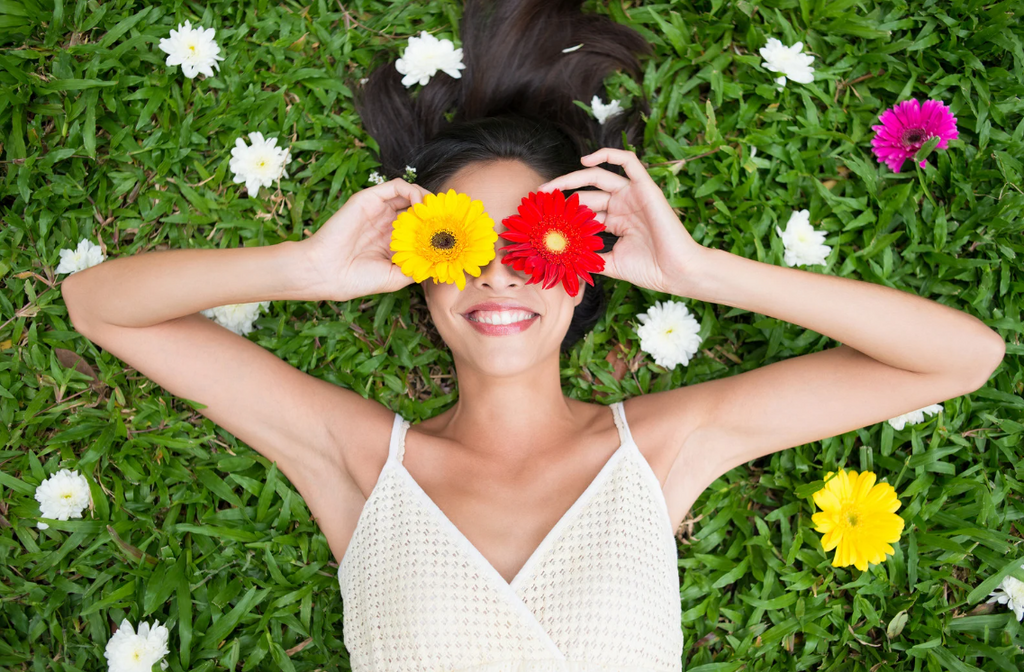 Why Spring is the Season for Lashes